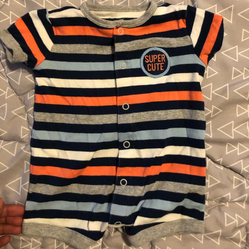 Carter’s baby boy body suit